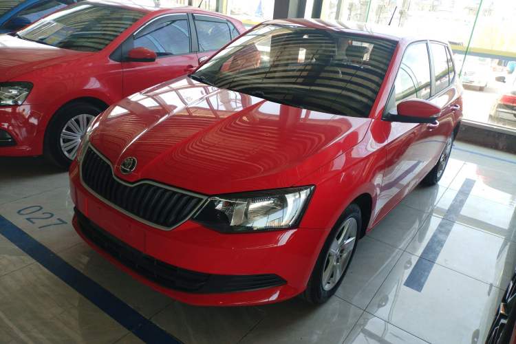 Used Skoda Fabia 2017 1.4L Automatic Car Enjoy Edition