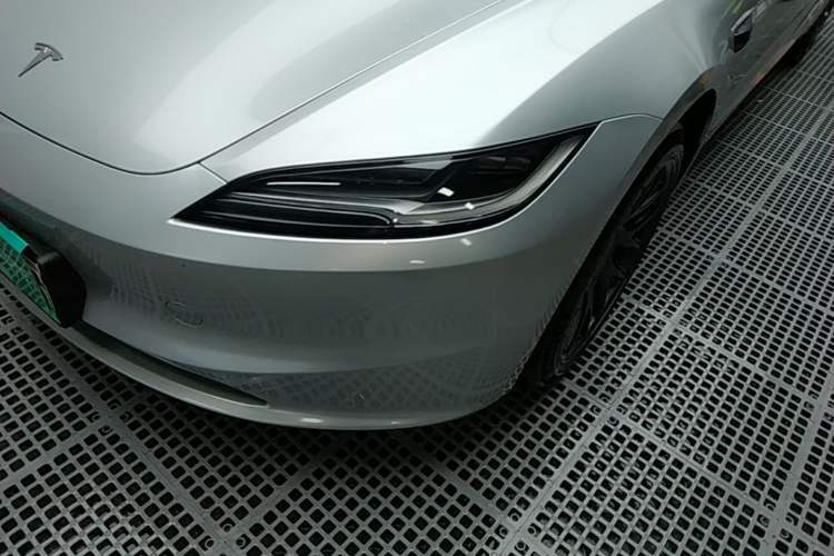 Used Tesla Model 3 2023 Long-Range All-Wheel-Drive Version

