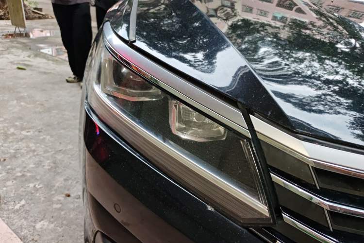 Used Volkswagen Passat 2017 330TSI DSG Luxury Edition
