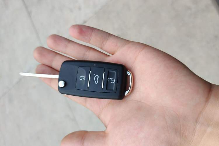 Used FORTHING M7 2021 1.8T Manual Luxury Model Vehicle Key