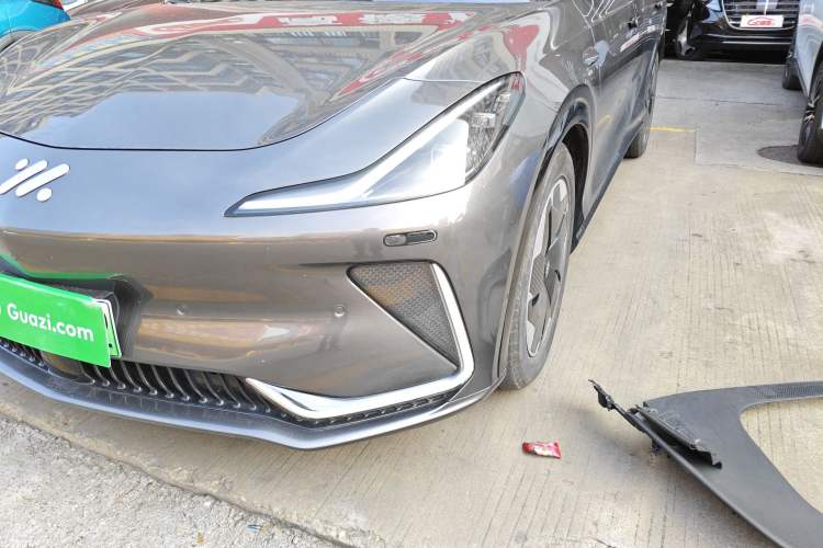 Used IM LS7 2023 90 kWh Elite Rear-Drive Version
