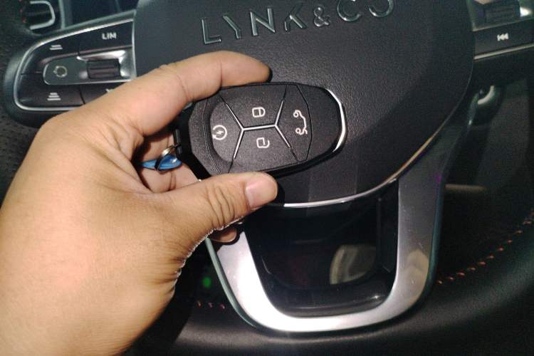 Used Lynk & Co 02 2020 1.5T DCT Two-Wheel Drive Pro Edition Vehicle Key