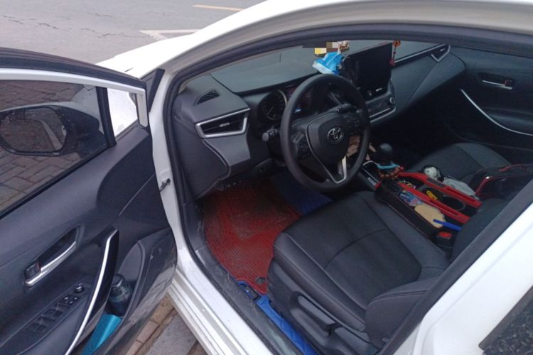 Used Toyota Corolla 2021 Dual-Motor 1.8L E-CVT Elite Edition Driver Seat