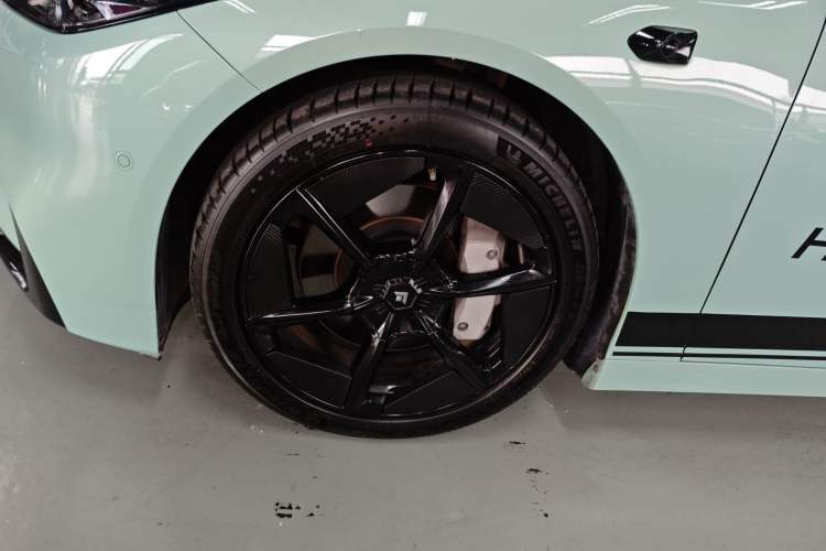 Used Hyptec GT 2024 Global Model 710 Ultra-High Voltage Intelligent Driving Edition Left Front Wheel Hub