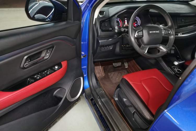Used Haval H2s 2017 Blue Label 1.5T Dual-Clutch Elite Model Driver Seat