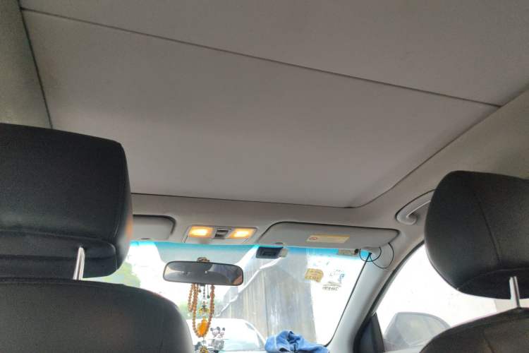 Used Hyundai Mistra 2014 1.8L Automatic Smart GLS Headliner