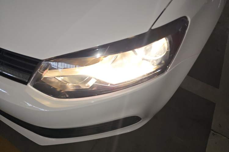 Used Volkswagen Polo 2016 1.4L Automatic Trendy Model
