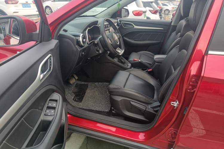 Used MG ZS 2017 1.5L Automatic Luxury Internet Edition
