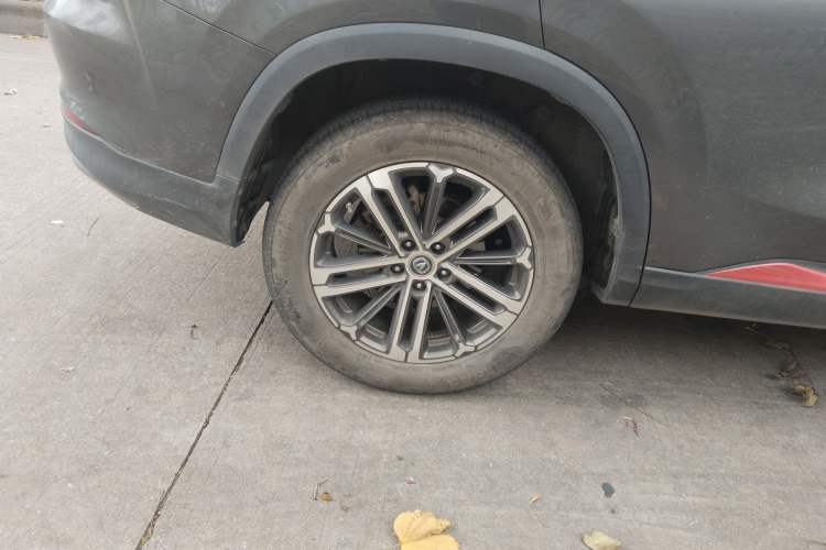 Used CHANGAN CS75 PLUS 2021 1.5T Automatic Prestige Model Right Front Wheel Hub