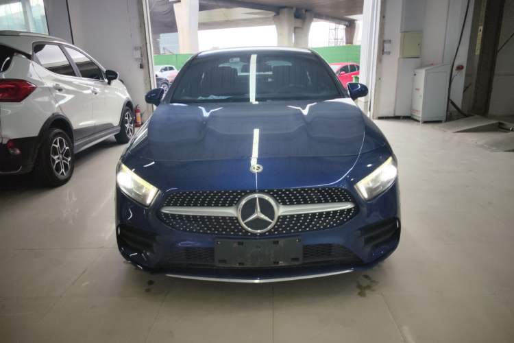 Used Mercedes-Benz A-Class 2021 A 200 L Sport Sedan Fashion Model

