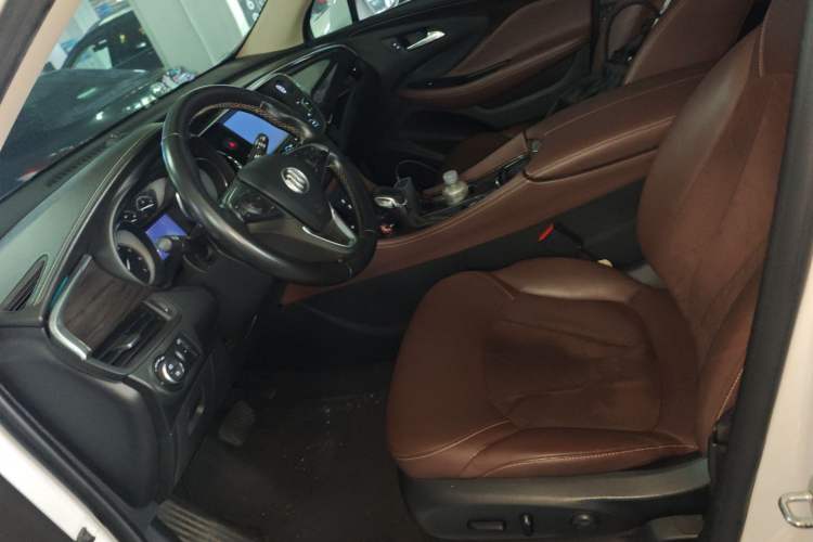 Used Buick Envision 2017 20T Two-Wheel Drive Luxury Model Left Front Seat