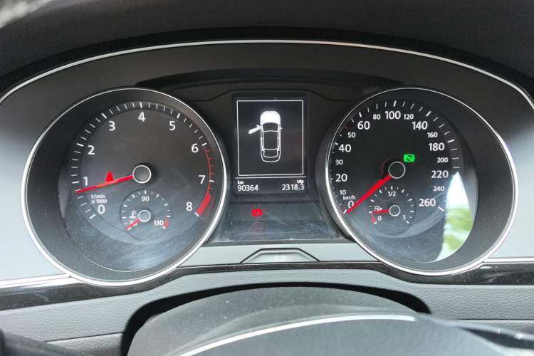 Used Volkswagen Magotan 2019 330TSI DSG Leading Model China VI Standard Instrument Cluster