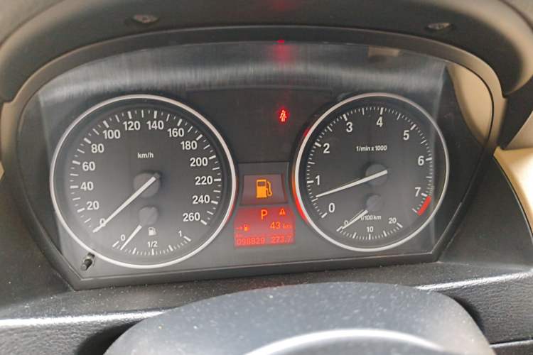 Used BMW X1 2010 xDrive28i
