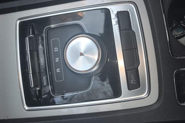 Used Roewe i6 New Energy 2017 45T Hybrid Connective Smart Luxury Edition
