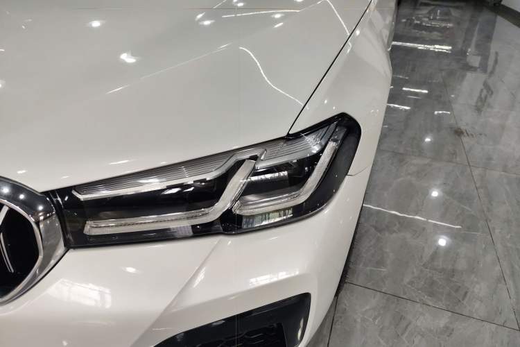 Used BMW 5 Series 2021 530Li Luxury Edition M Sport Package Left Front Headlight