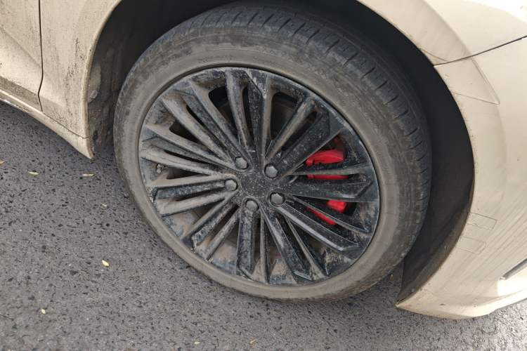 Used Geely Auto Preface 2024 Zhiqing 1.5TD Tiangong Edition Right Front Wheel Hub