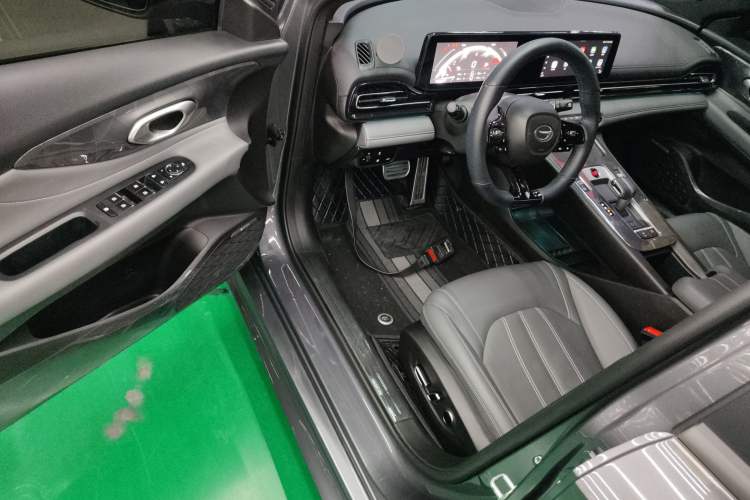 Used GAC Trumpchi EMPOW 2024 270T DCT Yingbao R-Style Edition
