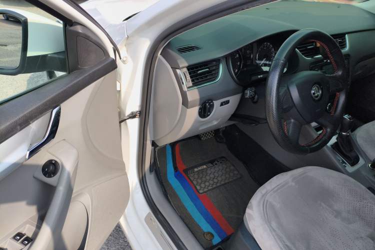 Used Skoda Octavia 2015 1.6L Automatic Yijie Edition