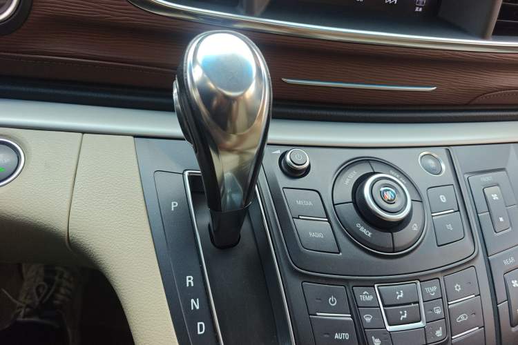 Used Buick GL8 2017 25S Prestige Version China V Standard
