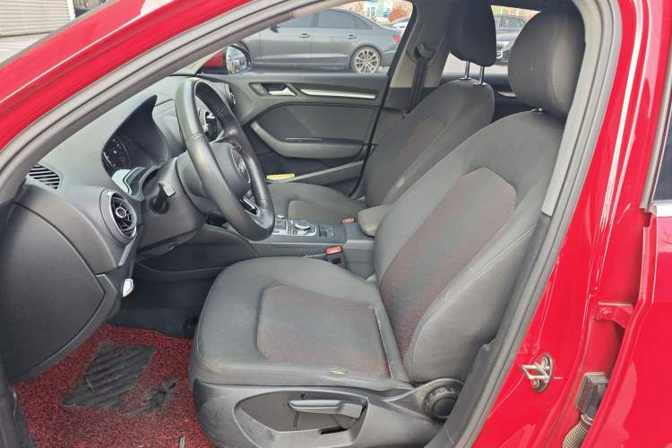 Used Audi A3 2018 30th Anniversary Edition Limousine 35 TFSI Ambition Model
