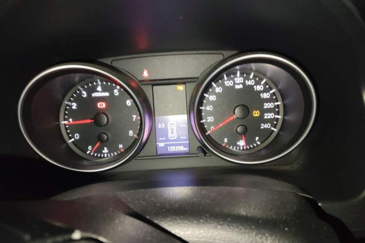 Used Haval H6 2016 Upgraded Model 1.5T Manual Two-Wheel Drive Elite Version
