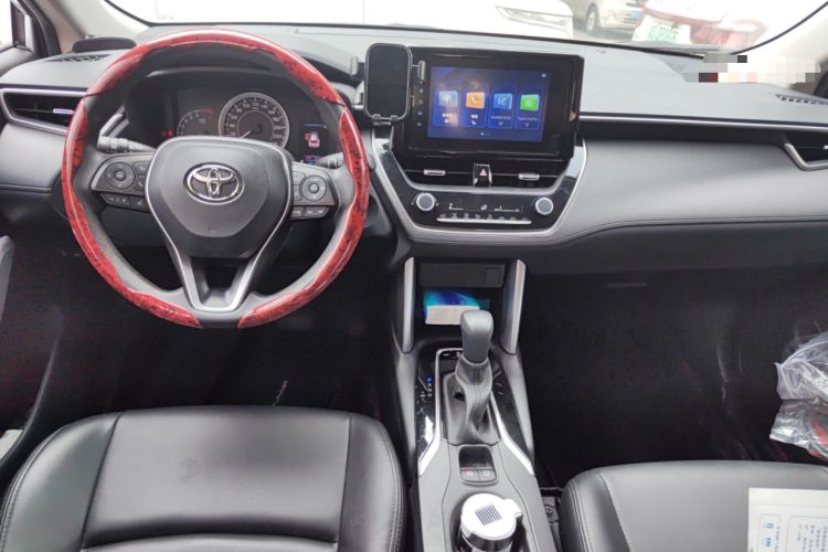 Used Toyota FRONTLANDER 2022 2.0L CVT Leading Edition
