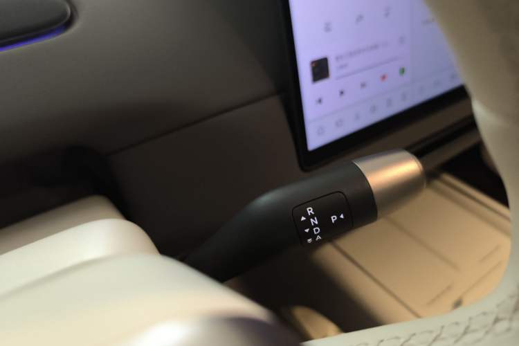 Used Li Auto i6 2025 Model Four-Wheel-Drive Standard Type