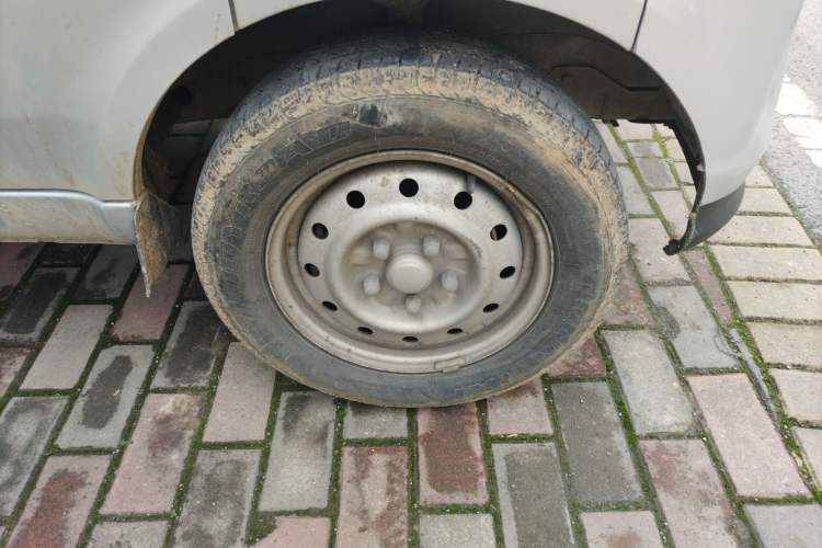 Used Wuling EV50 2020 All-Electric Van Logistics Vehicle with Ningde-Heated Battery
