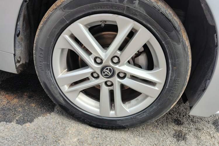 Used Toyota Levin 2021 Dual-Engine 1.8H E-CVT Luxury Edition Right Front Wheel Hub