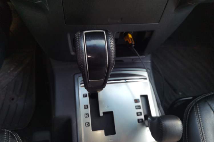 Used Mitsubishi Pajero 2016 3.0L Automatic Standard Version China V Standard