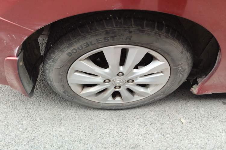 Used Honda City Classic 2014 Style 1.5L Automatic Elite Edition Right Rear Wheel Hub