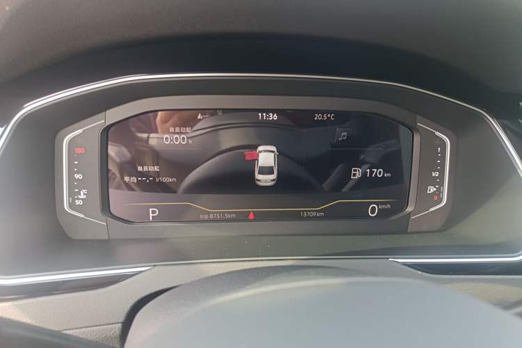 Used Volkswagen Magotan 2025 Revised Version Zhongxiang Edition 330TSI DSG Luxury Trim Instrument Cluster