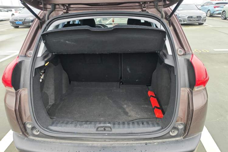 Used Peugeot 2008 2014 1.6L Manual Fashion Edition Trunk