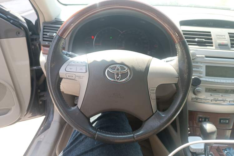 Used Toyota Camry 2013 200G Classic Luxury Edition