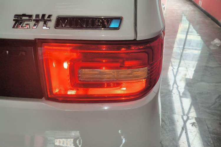Used Wuling Hongguang MINIEV 2021 Macaron Fashion Edition Lithium-Ion Battery
