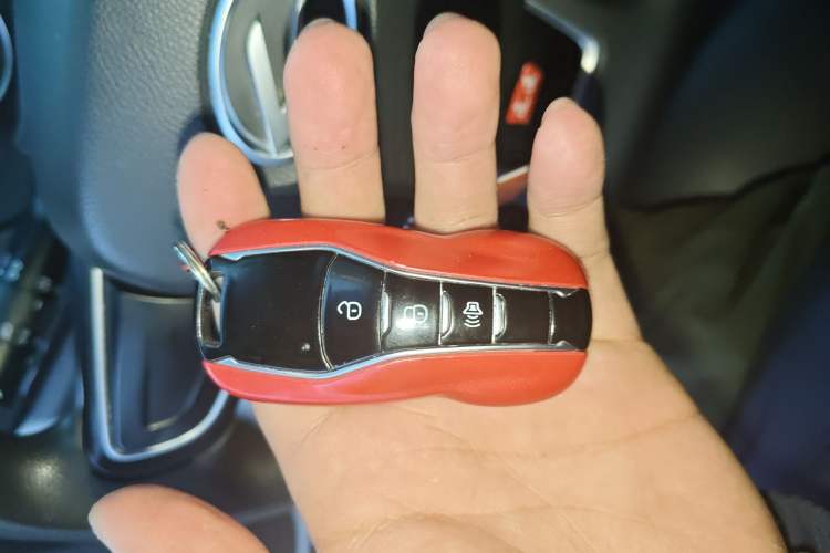 Used Land Xiaoyao 2018 1.5 GTDI Manual Panoramic Gold Edition
