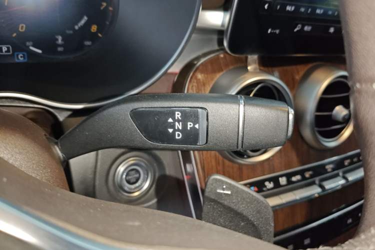 Used Mercedes-Benz GLC 2021 GLC 300 L 4MATIC Dynamic Model Gear Lever