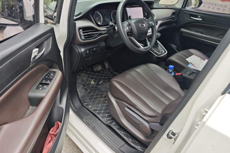 Used GAC Trumpchi M6 2019 270T Automatic Luxury Edition (7-seater) China V Standard
