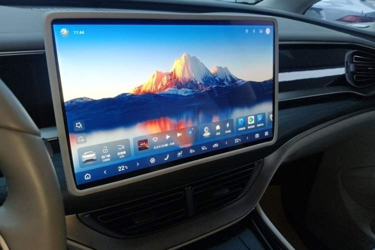 Used Denza D9 2022 DM-i 970 Four-Wheel Drive Flagship Model
