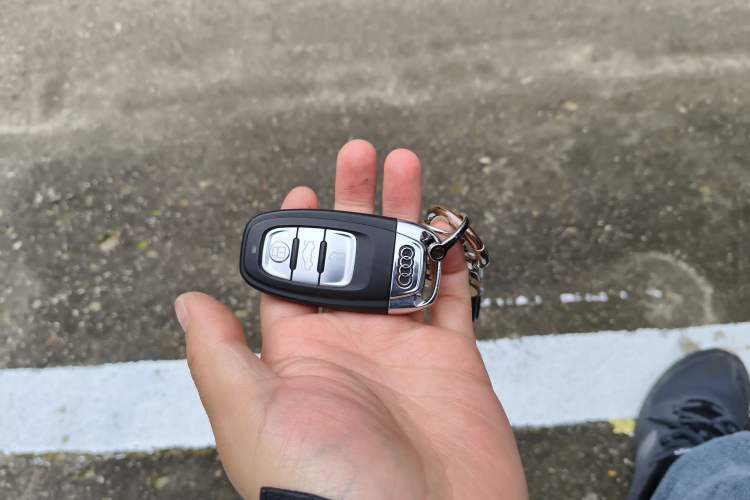 Used Audi A5 2016 Coupe 45 TFSI Ambition Edition Vehicle Key