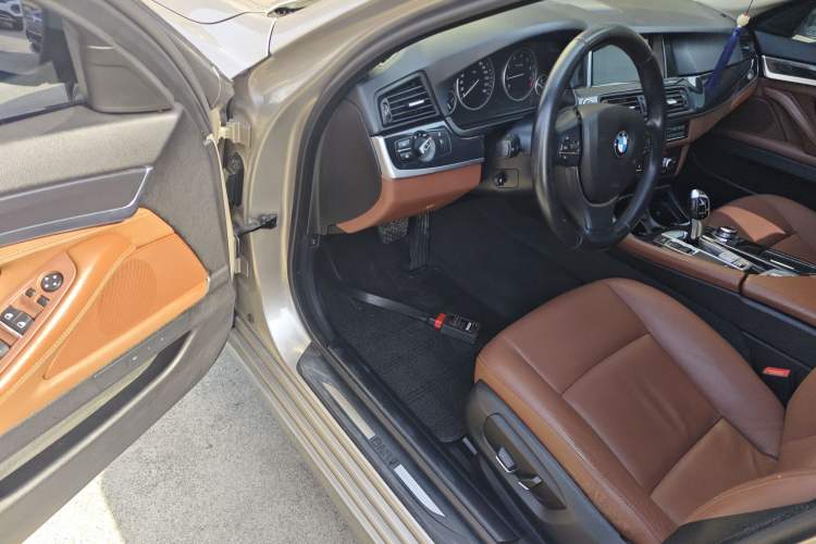 Used BMW 5 Series 2014 520Li Elegant Model