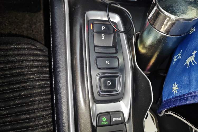 Used Honda Accord 2018 Rui·Hybrid 2.0L Rui Ku Edition China VI Gear Lever