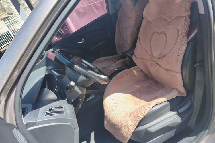 Used Hyundai ix35 2015 2.0L Automatic 2WD Smart Version China V Standard Left Front Seat