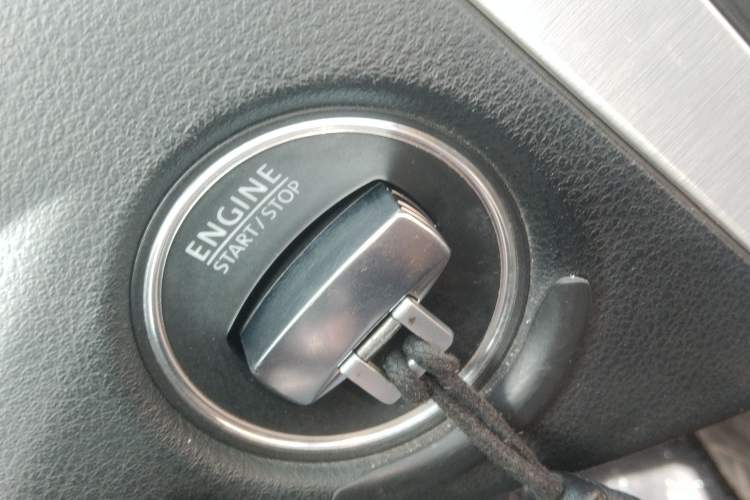 Used Volkswagen FAW-Volkswagen CC 2011 1.8TSI Luxury Model Vehicle Key