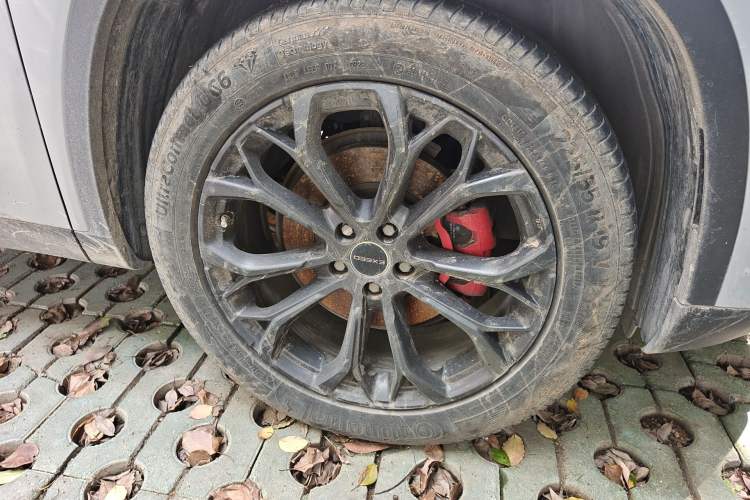 Used EXEED Lingyun 2022 Lingyun S 400T All-Wheel-Drive Superpower PRO Edition Right Front Wheel Hub