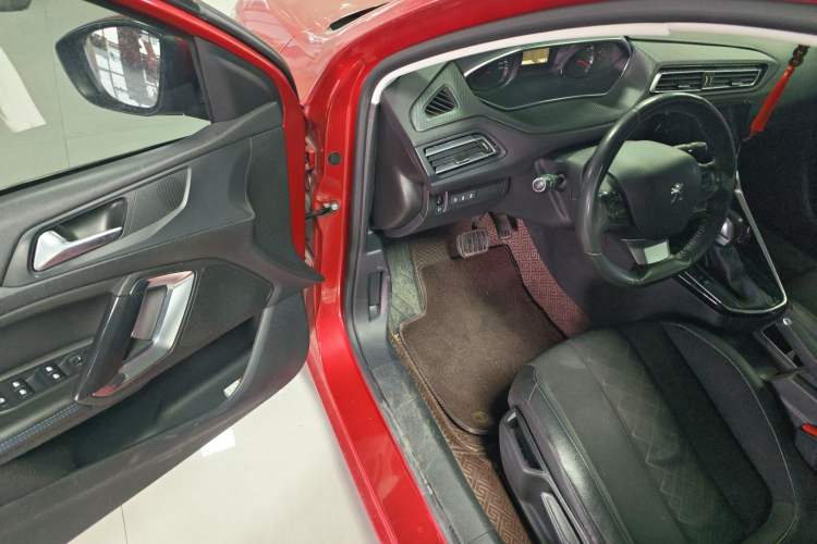 Used Peugeot 308 2016 230THP Automatic Luxury Edition