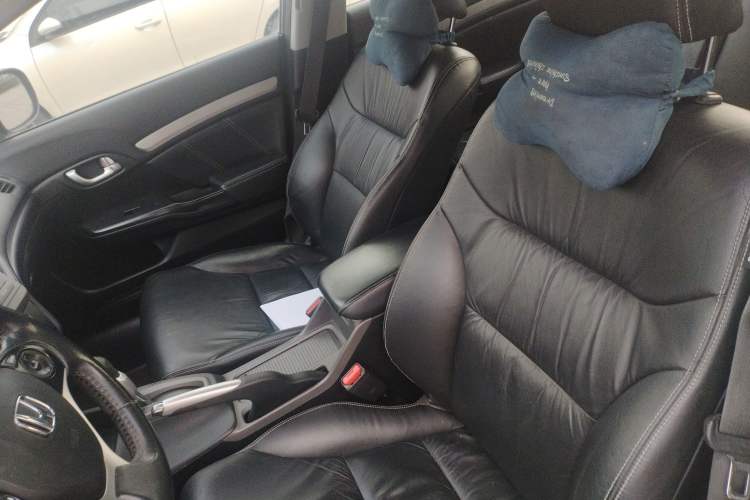 Used Honda Civic 2012 1.8L automatic luxury edition Left Front Seat