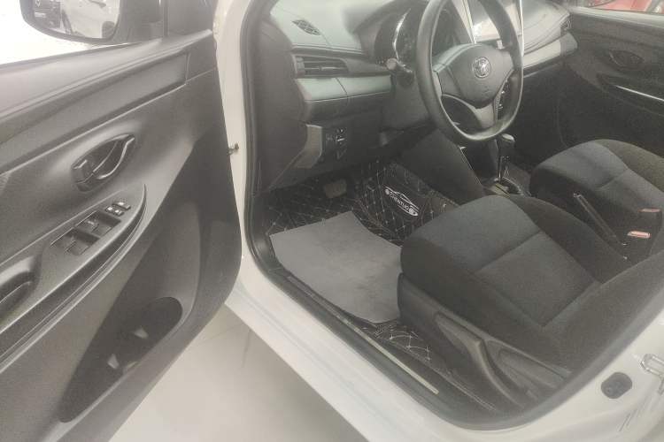 Used Toyota YARiS L Zhi Xuan 2019 1.5E CVT Dynamic Edition China VI compliant
