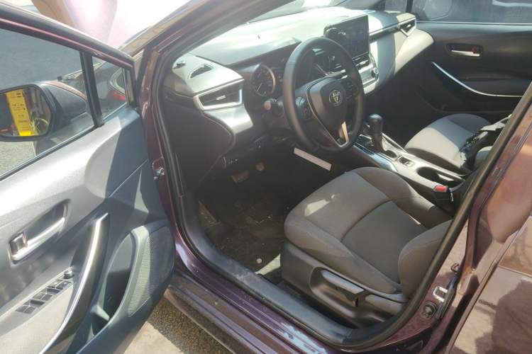 Used Toyota Levin 2019 Dual-Engine 1.8H E-CVT Luxury Edition China VI Standard
