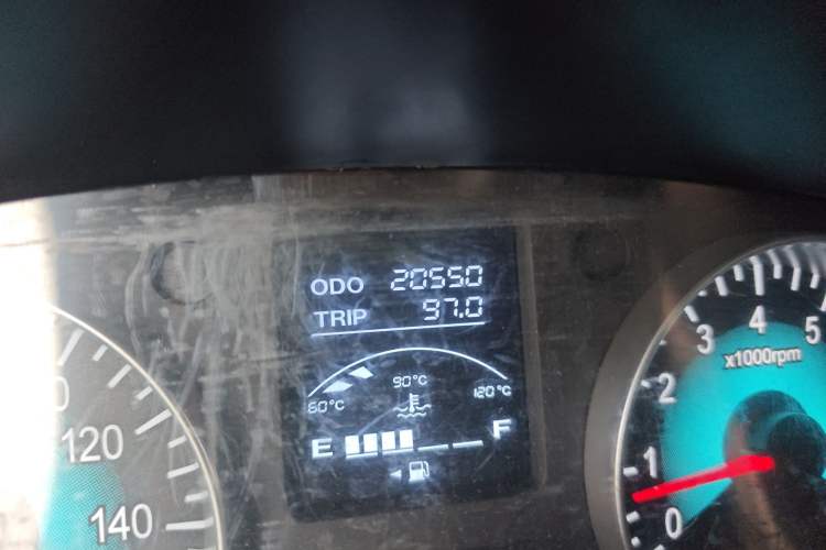 Used Jinbei Gold Hiace M Classic 2022 1.5L Travel Lion Passenger Van 6 Seats